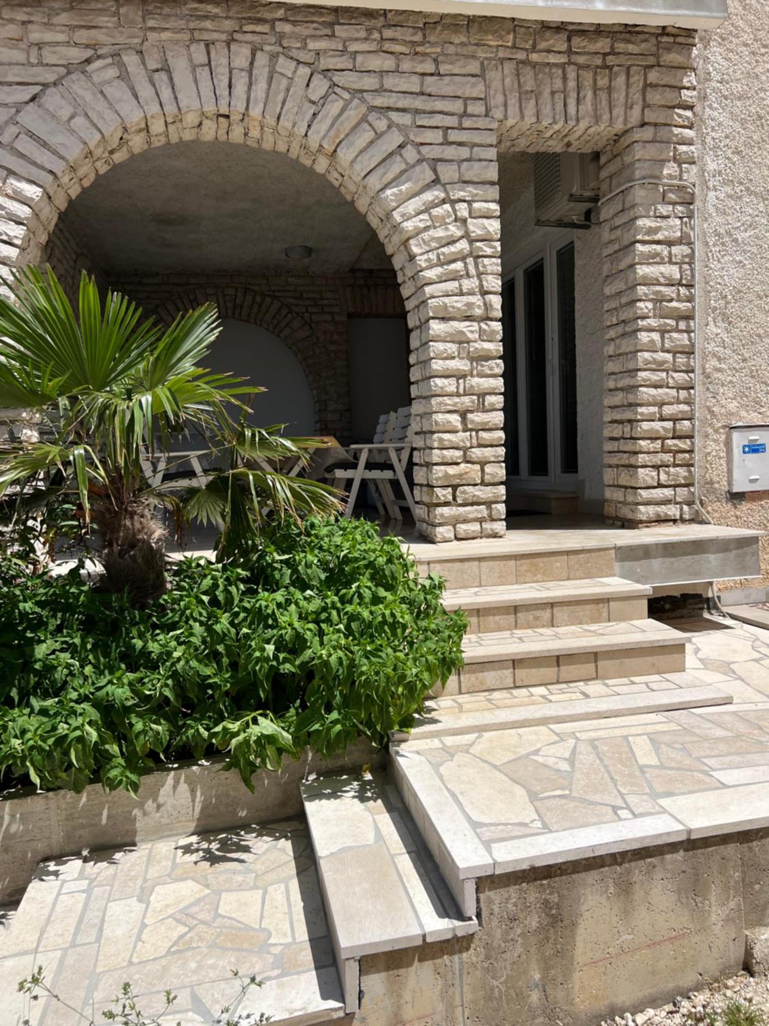 Apt By The Sea 1 Pula Exterior foto